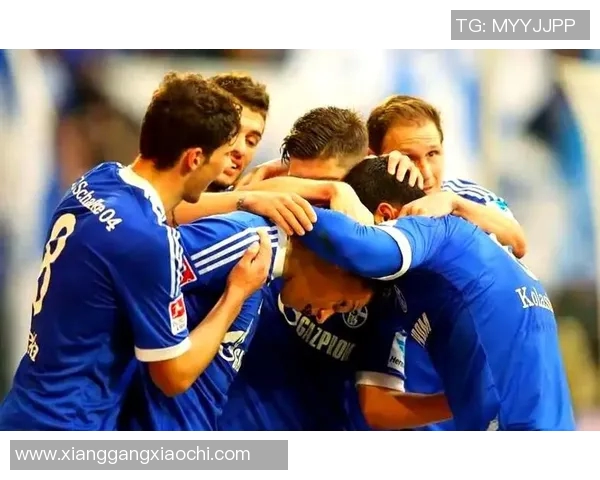 拜仁慕尼黑逆袭沙尔克04，继续保持不败纪录